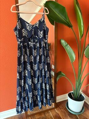aerie Navy Blue Printed Spaghetti Strap Maxi Dress Keyhole Cutout Ruched Back
